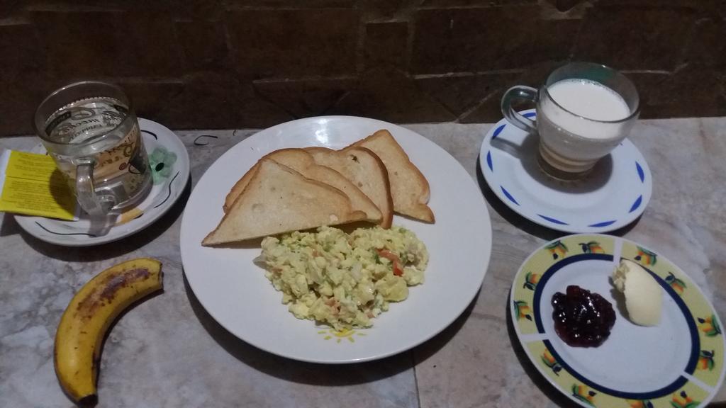 Hospedaje Dannita B&B Jipijapa المظهر الخارجي الصورة